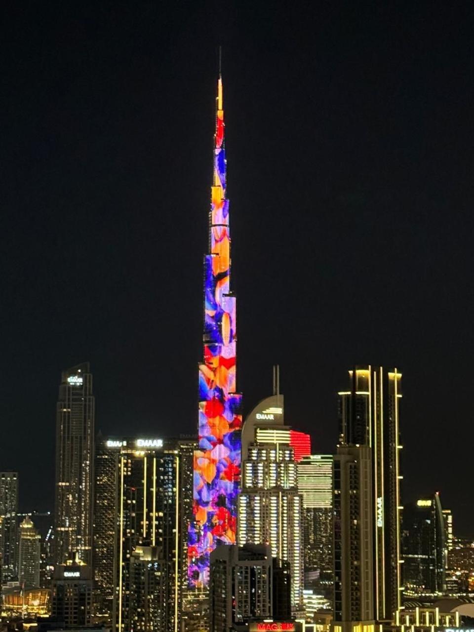 Full Burj Khalifa View 41 Floor *